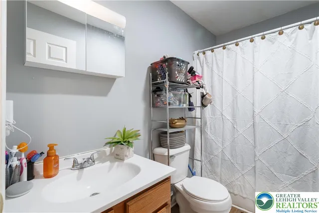 $315,000 | 275 Estate Drive, East Stroudsburg, PA 18302