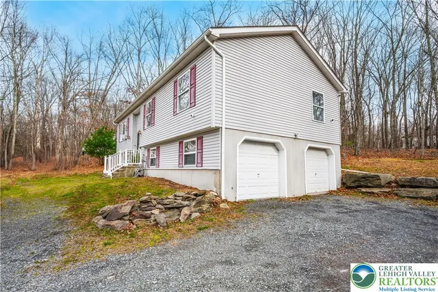 $315,000 | 275 Estate Drive, East Stroudsburg, PA 18302