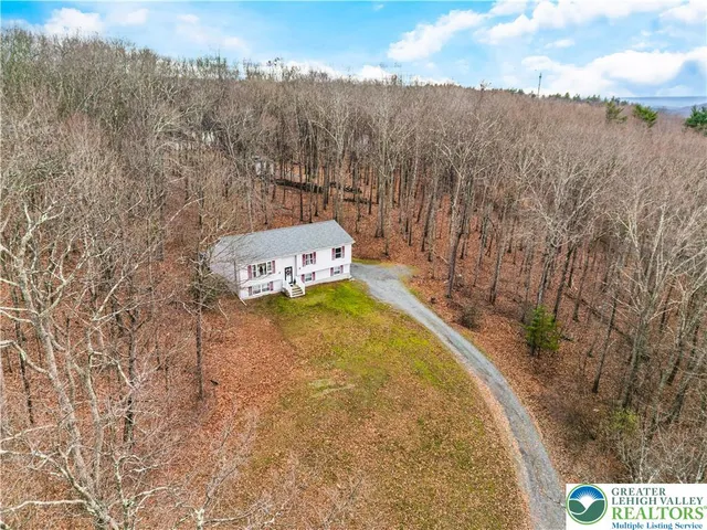 $315,000 | 275 Estate Drive, East Stroudsburg, PA 18302