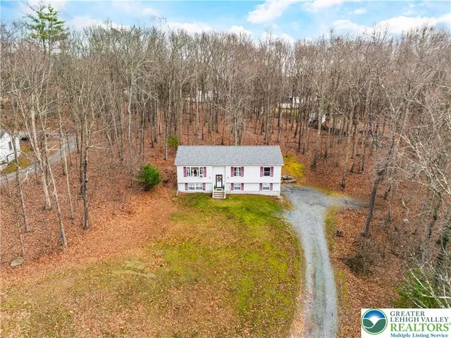 $315,000 | 275 Estate Drive, East Stroudsburg, PA 18302