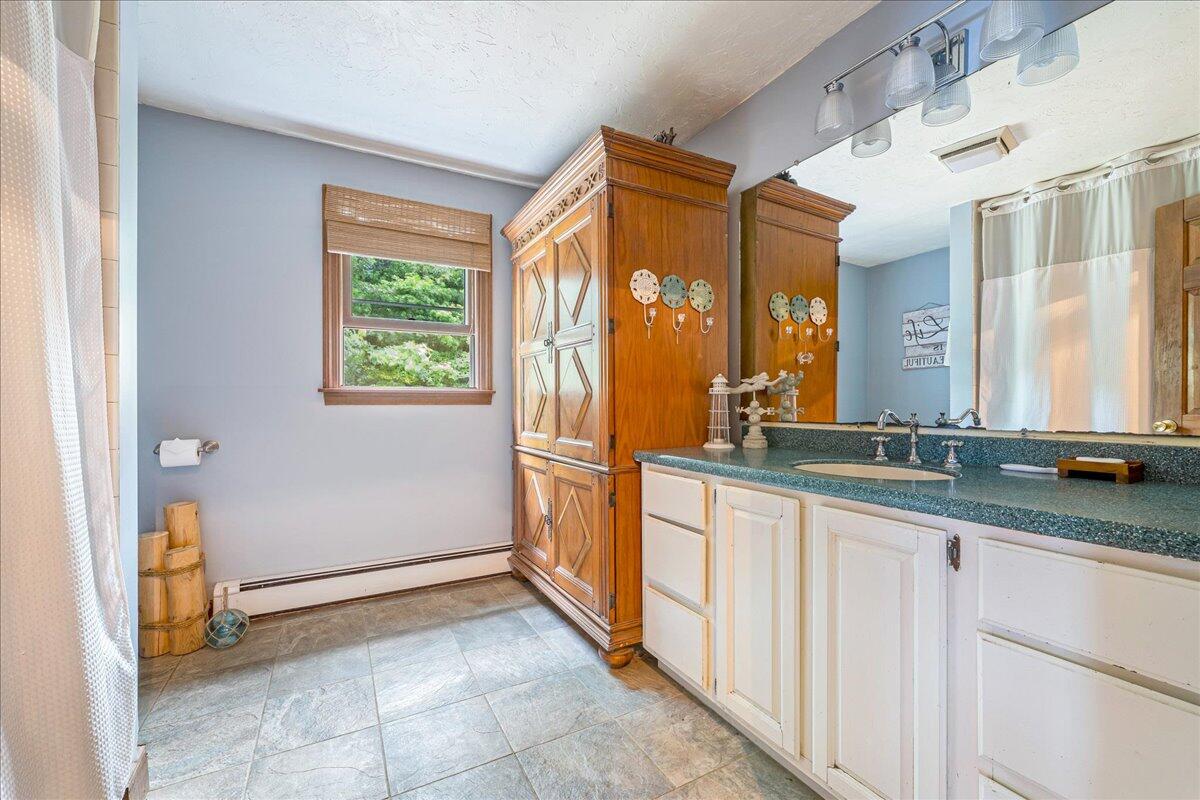 20 Brady Road Sagamore Beach, MA 02562 - Photo 15 of 39 Full Bath