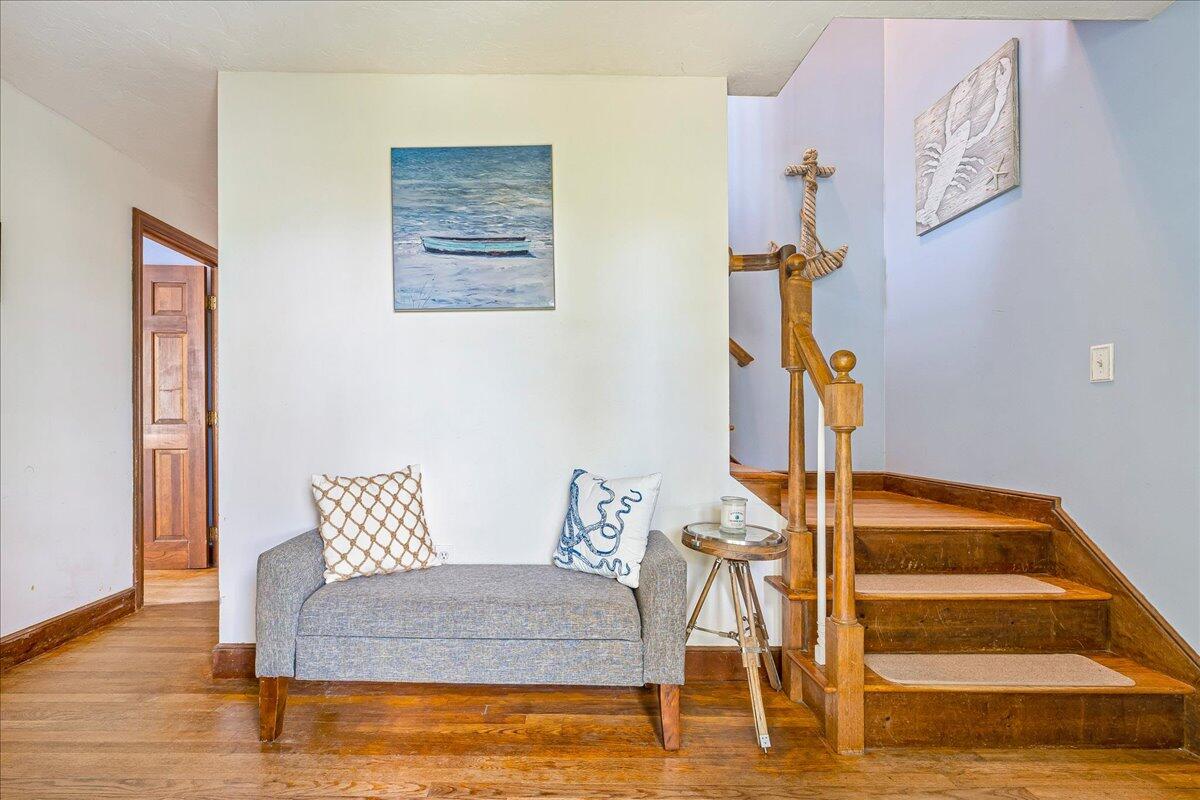 20 Brady Road Sagamore Beach, MA 02562 - Photo 6 of 39 Entry