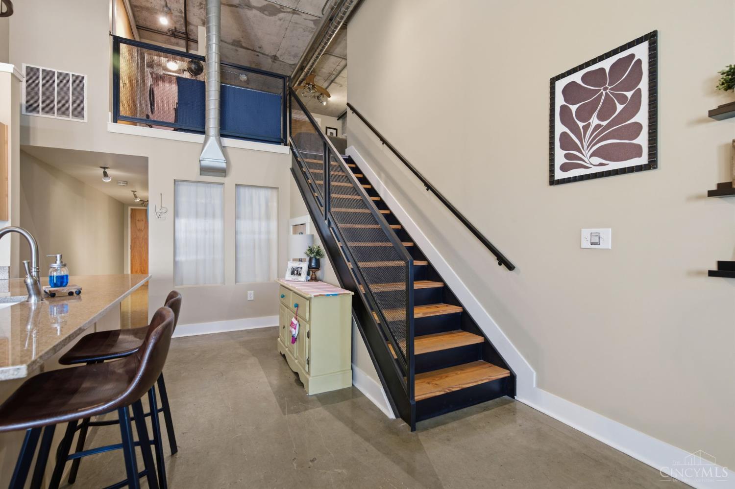 353 West 4th Street, Unit 602 Cincinnati, OH 45202 - Photo 22 of 44