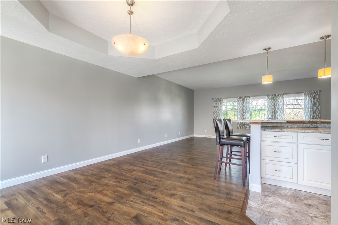 924 East Schaaf Road Brooklyn Heights, OH 44131 - Photo 8 of 34