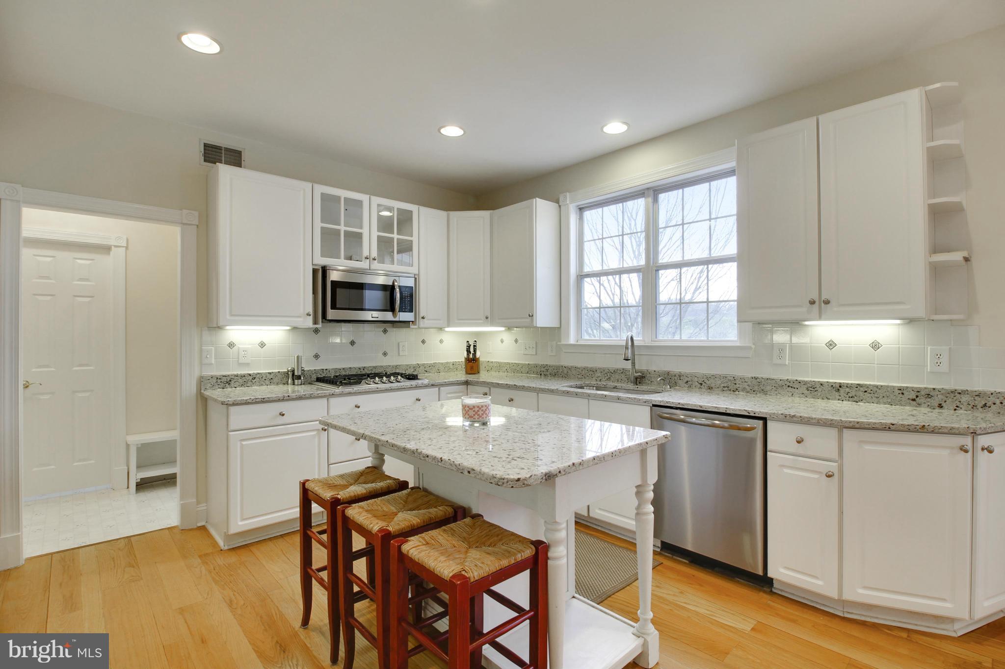 18103 Old Baltimore Road Olney, MD 20832 - Photo 19 of 29 Kitchen