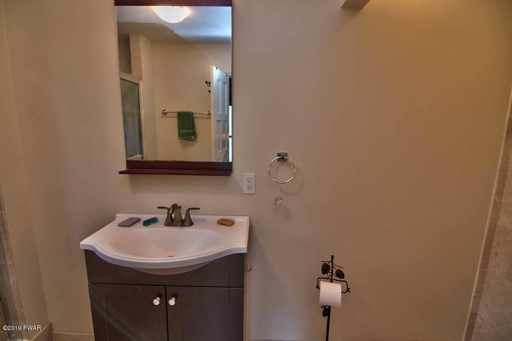 2025 Roamingwood Road Lake Ariel, PA 18436 - Photo 52 of 86