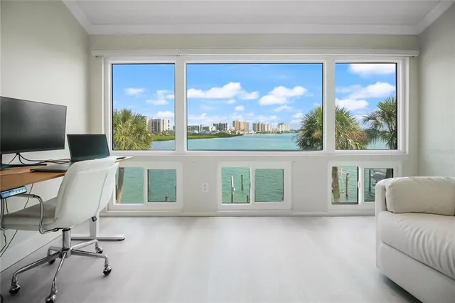 $1,449,000 | 152 Marina Del Rey Court, Clearwater Beach, FL 33767