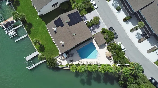 $1,449,000 | 152 Marina Del Rey Court, Clearwater Beach, FL 33767