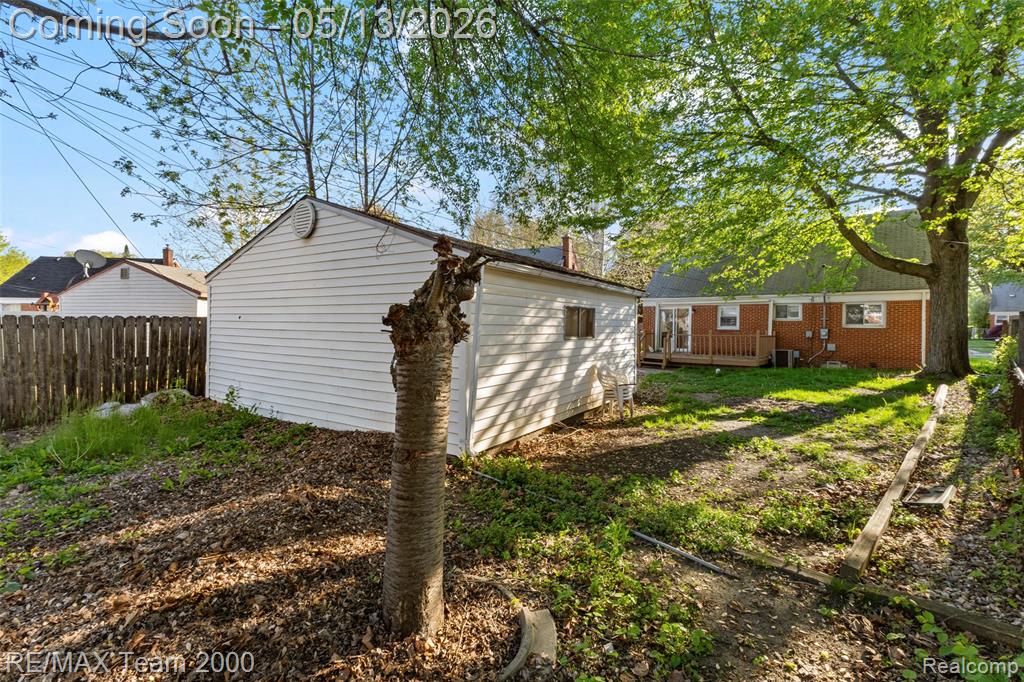 7919 Harding Street Taylor, MI 48180 - Photo 6 of 33