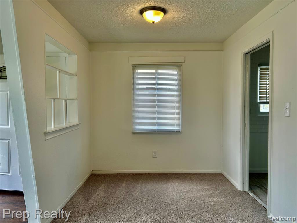 29881 Brooklane Street Inkster, MI 48141 - Photo 8 of 21