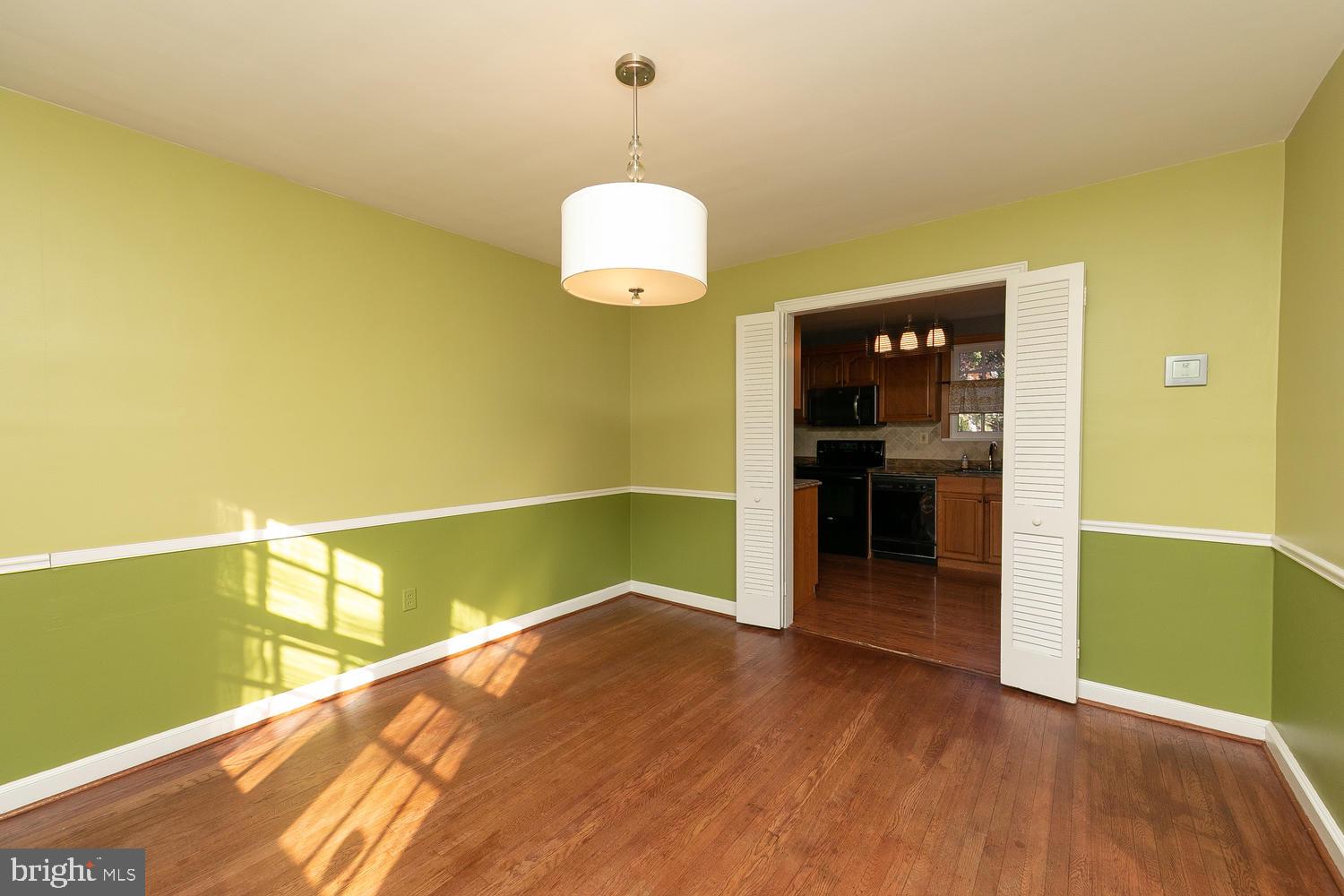 545 Ashmead Road Cheltenham, PA 19012 - Photo 13 of 42