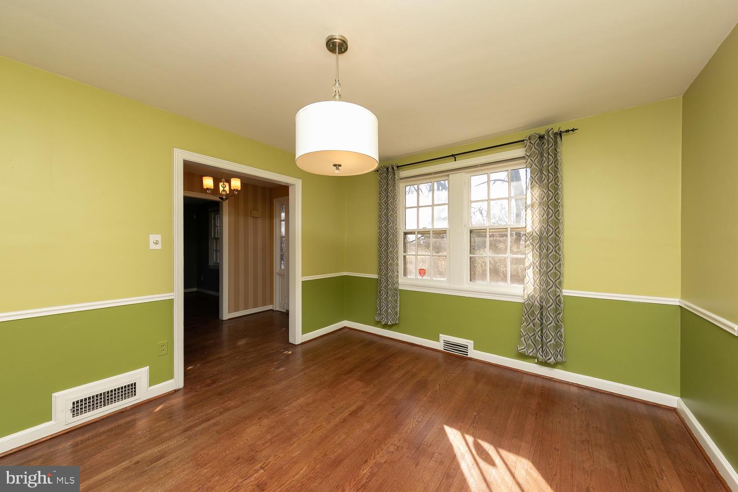 545 Ashmead Road Cheltenham, PA 19012 - Photo 15 of 42