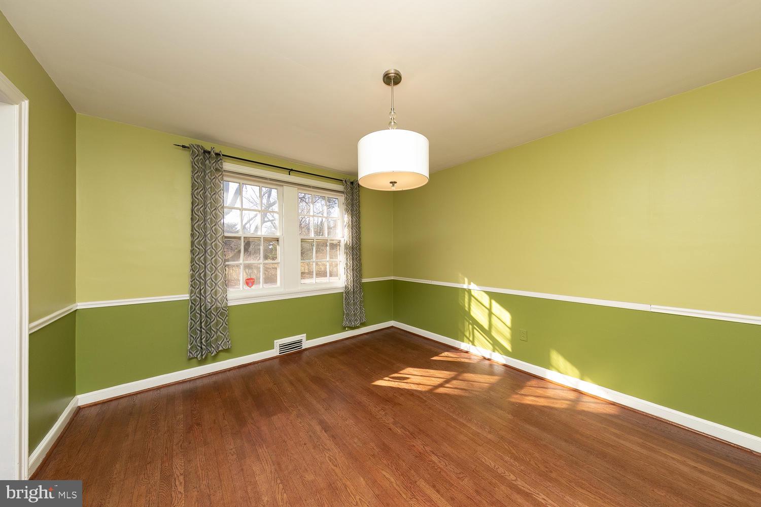 545 Ashmead Road Cheltenham, PA 19012 - Photo 16 of 42