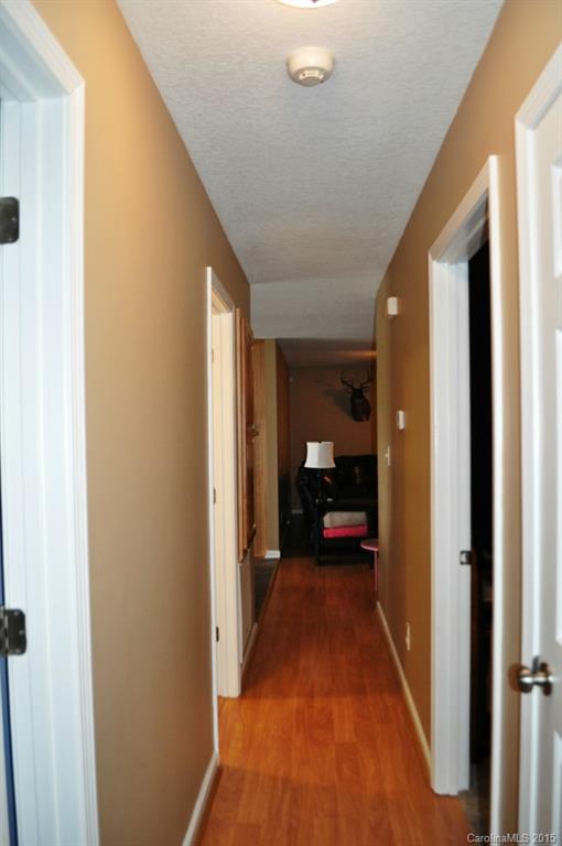 133 Chief Thomas Road Harmony, NC 28634 - Photo 14 of 24 Gallery Image 14