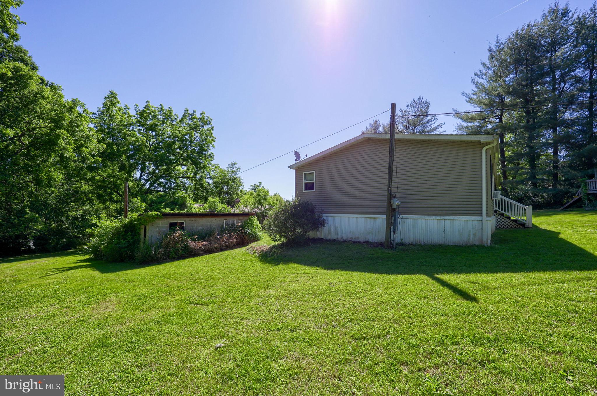 881 Camp Meeting Road East Earl, PA 17519 - Photo 33 of 50 Side