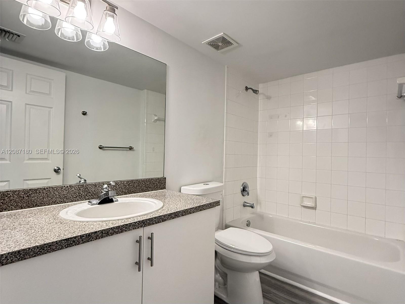 5045 Wiles Road, Unit 303 Pompano Beach, FL 33073 - Photo 12 of 17 Gallery Image 12