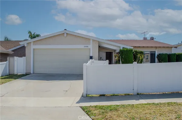 $899,377 | 21408 Berendo Avenue, Torrance, CA 90502