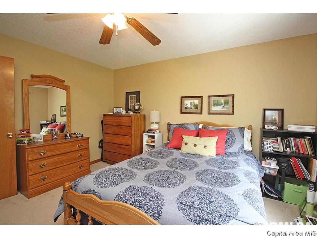2428 Mayfair Road Springfield, IL 62703 - Photo 15 of 35