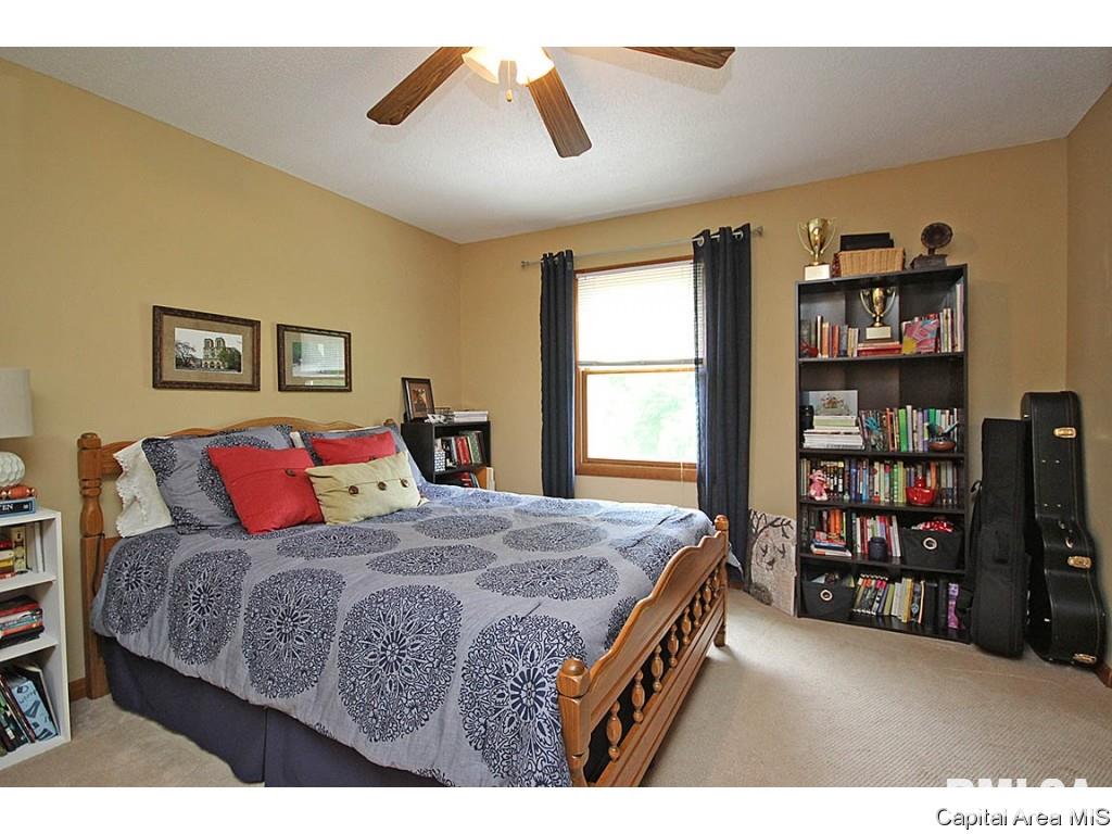 2428 Mayfair Road Springfield, IL 62703 - Photo 16 of 35