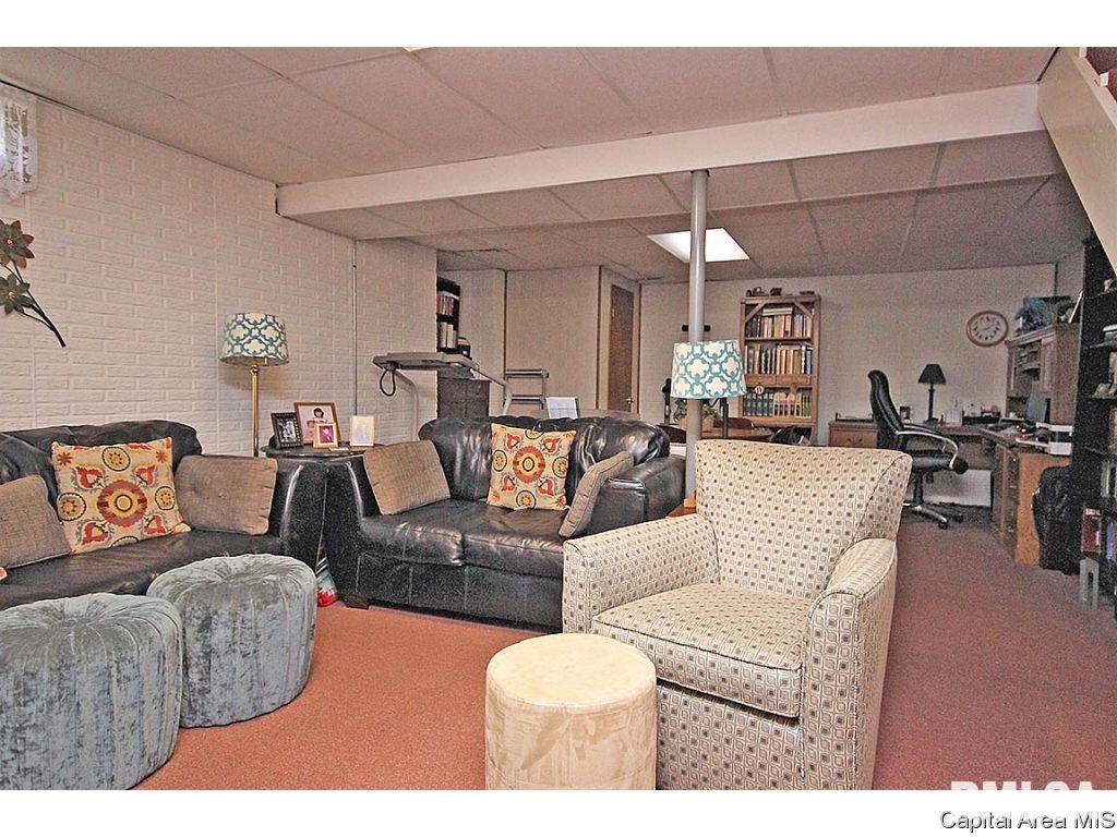 2428 Mayfair Road Springfield, IL 62703 - Photo 21 of 35