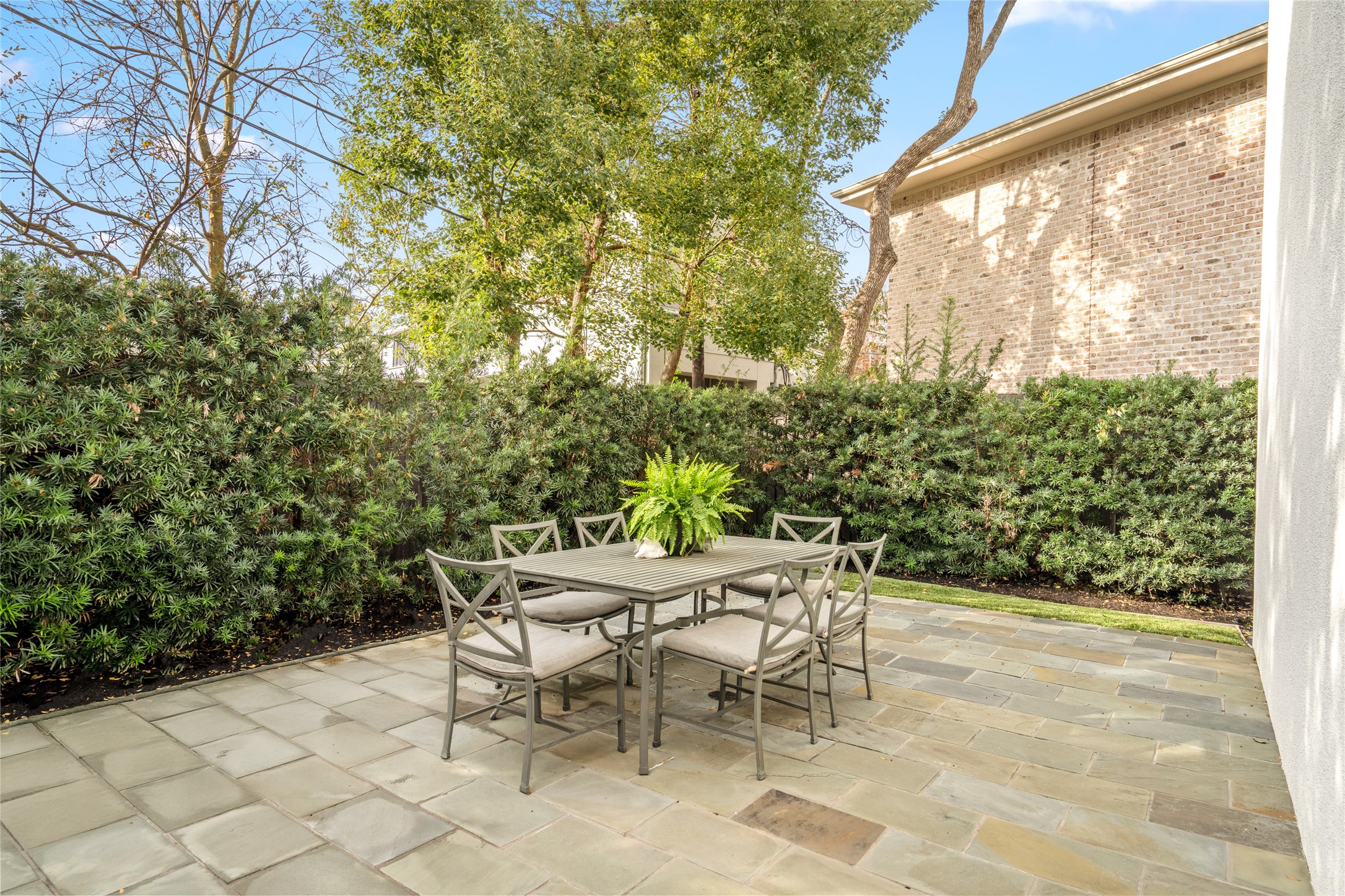 3703 Wroxton Road West University Place, TX 77005 - Photo 47 of 50 Additional outdoor seating area