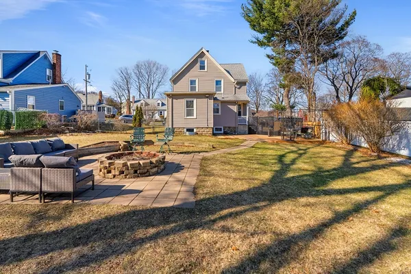 $3,950 | 6 Eastern Avenue, Wakefield, MA 01880