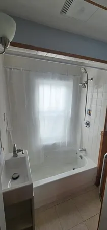 $3,950 | 6 Eastern Avenue, Wakefield, MA 01880