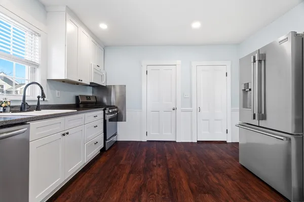 $3,950 | 6 Eastern Avenue, Wakefield, MA 01880