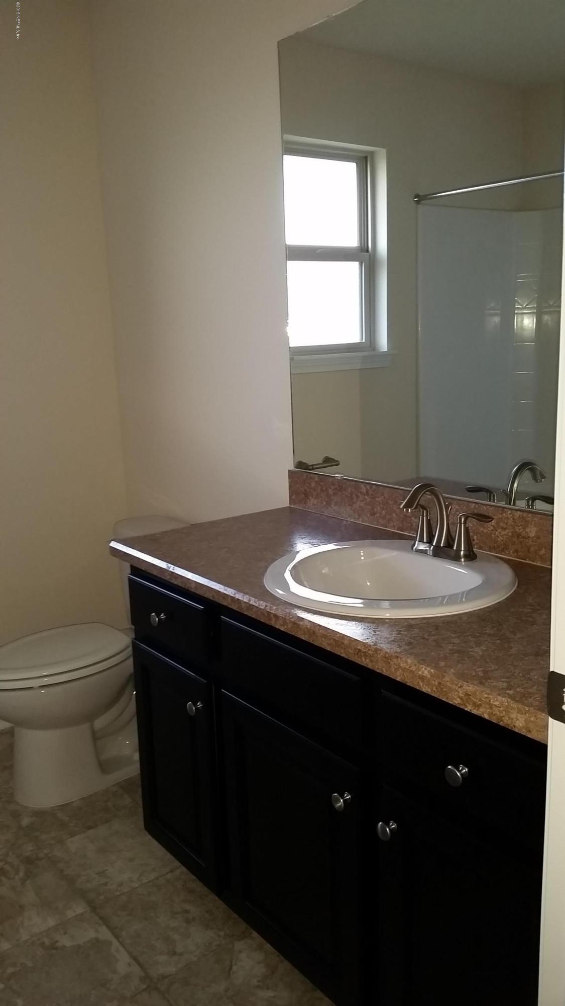 3060 Longleaf Ranch Circle Middleburg, FL 32068 - Photo 10 of 13 2169 bath #2