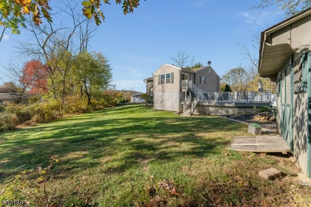 $475,000 | 36 MacKenzie Road, Hampton, NJ 08827