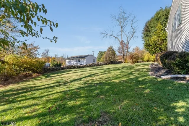 $475,000 | 36 MacKenzie Road, Hampton, NJ 08827