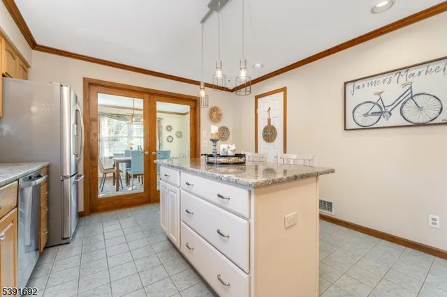 $475,000 | 36 MacKenzie Road, Hampton, NJ 08827