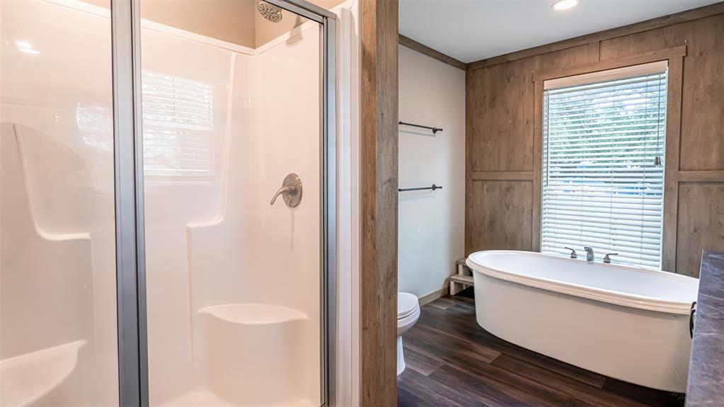 4501 Rhea Road Granbury, TX 76049 - Photo 14 of 29 En-suite bathroom