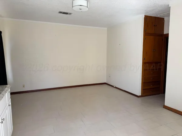 $282,000 | 300 North 6th Street, Canadian, TX 79014