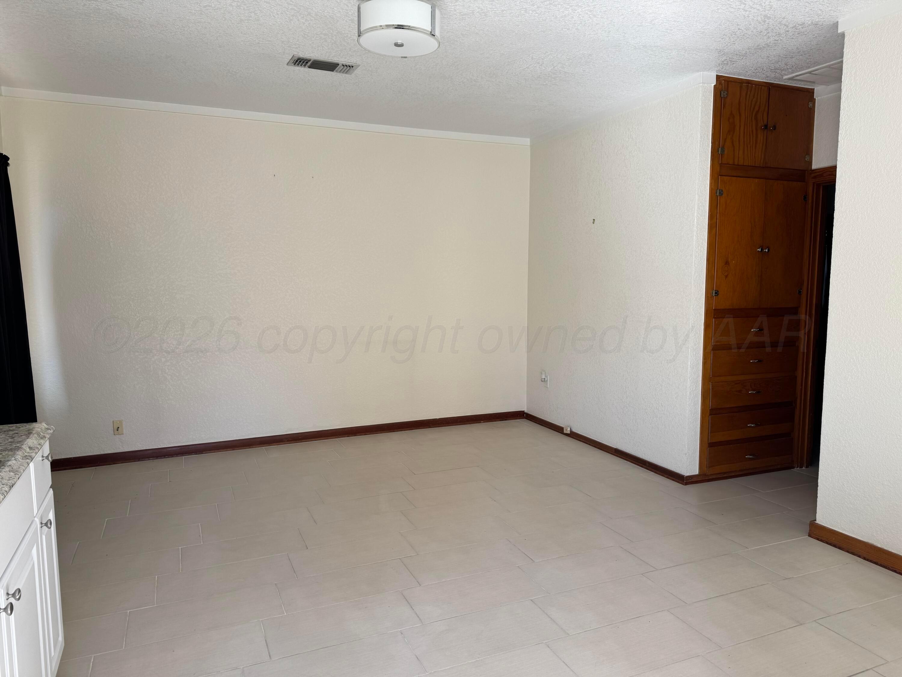 300 North 6th Street Canadian, TX 79014 - Photo 11 of 13 IMG_9124