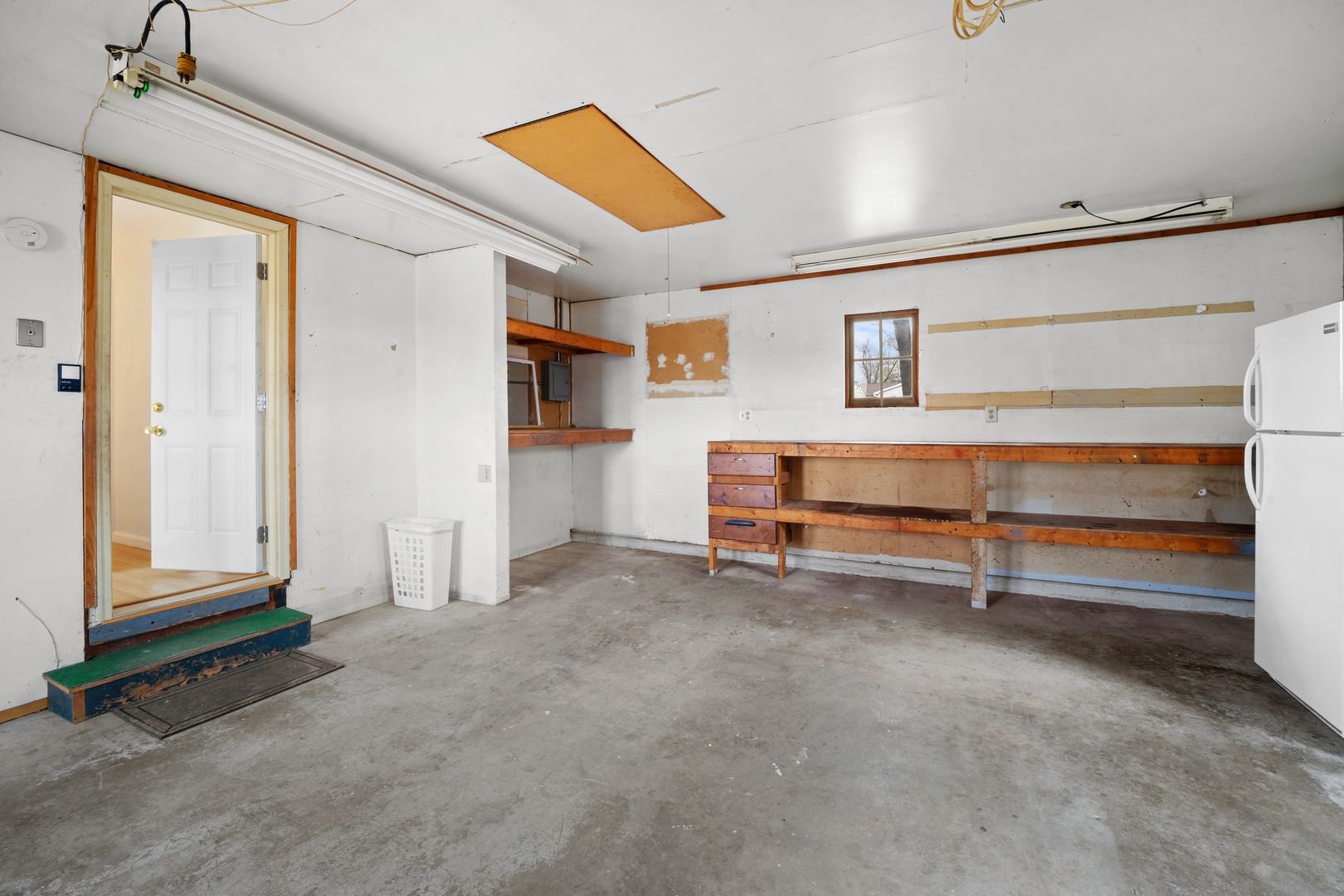 730 5th Street Buffalo, IA 52728 - Photo 15 of 16 a view of livingroom with furniture