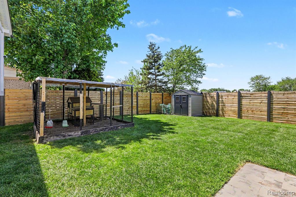 47701 Concord Road Macomb, MI 48044 - Photo 31 of 34