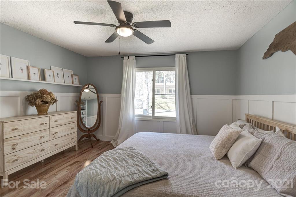 15 Greenleaf Road Fletcher, NC 28732 - Photo 14 of 32