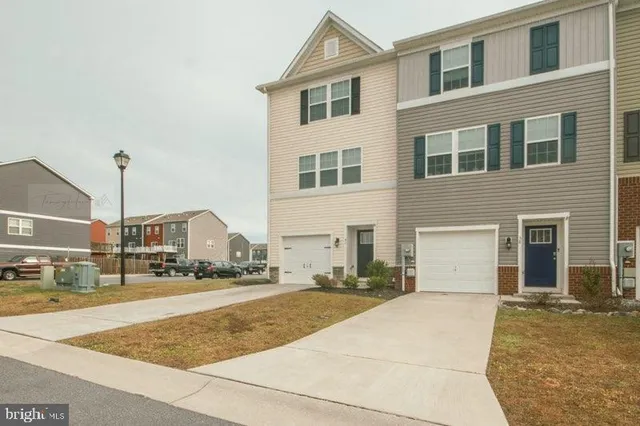 $294,800 | 42 Vespucci Lane, Martinsburg, WV 25404