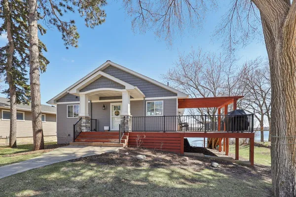 $750,000 | 4731 109th Avenue, Clear Lake, MN 55319