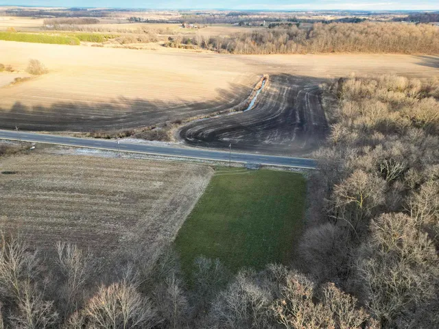 $195,000 | N3913 County Road D, Jefferson, WI 53549