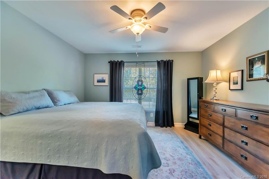 1320 River Run Road Lowell, NC 28098 - Photo 18 of 33 Gallery Image 18