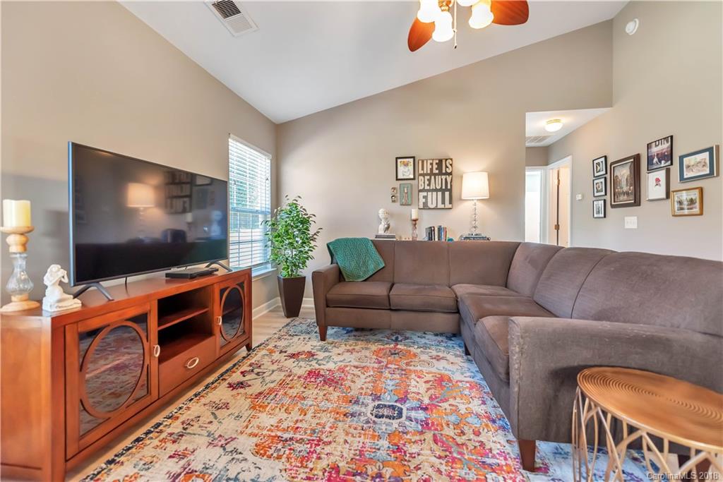 1320 River Run Road Lowell, NC 28098 - Photo 10 of 33 Gallery Image 10