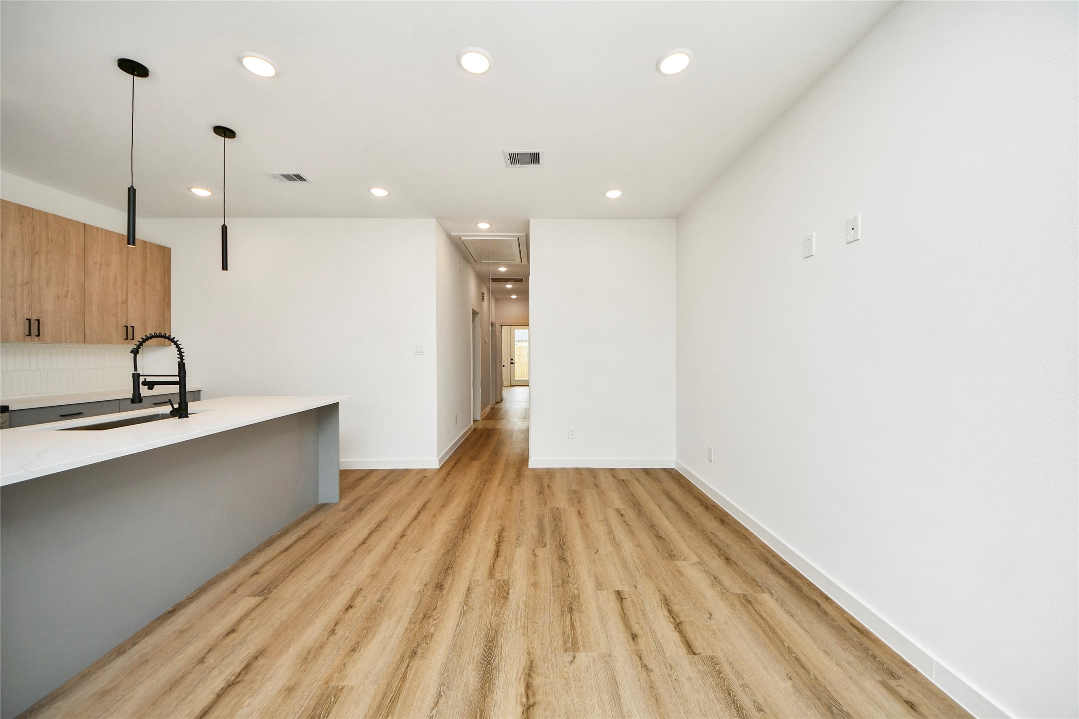 5201 Fairchild Street Houston, TX 77028 - Photo 12 of 43