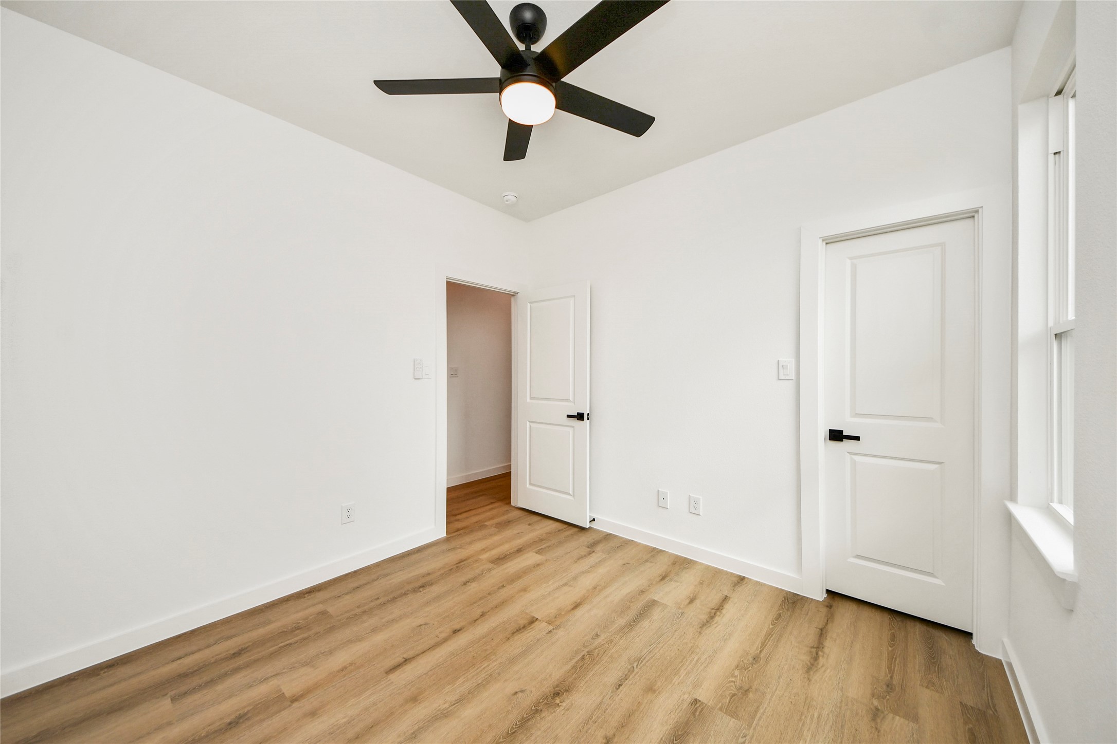 5201 Fairchild Street Houston, TX 77028 - Photo 23 of 43