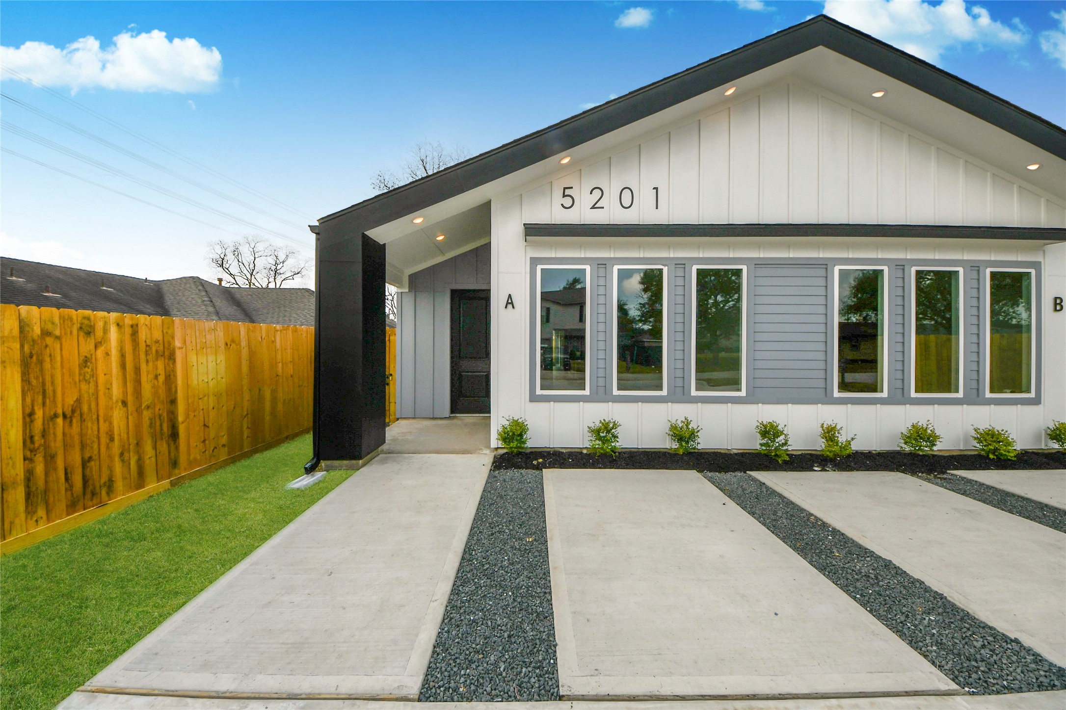 5201 Fairchild Street Houston, TX 77028 - Photo 4 of 43