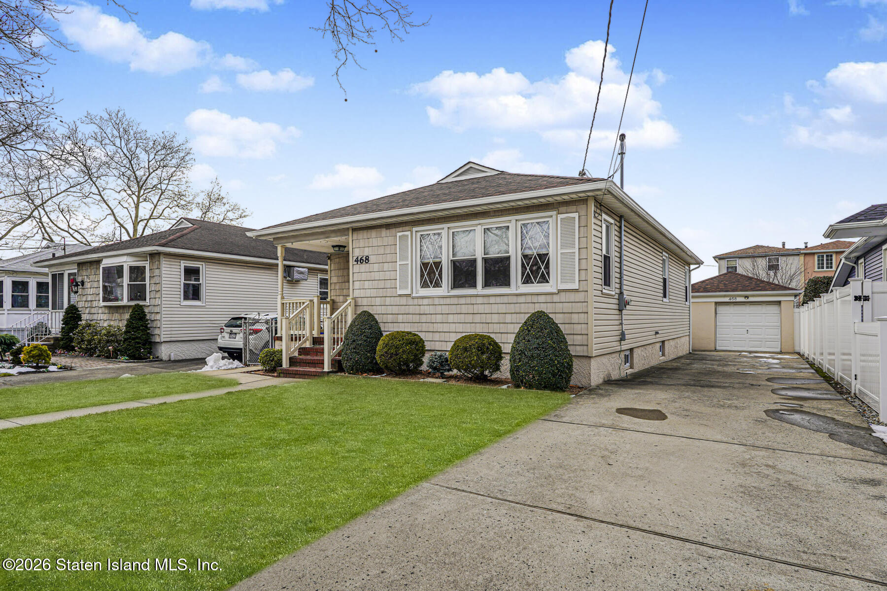 468 Decatur Avenue Staten Island, NY 10314 - Photo 3 of 23 Photo Jan 06 2026, 2 10 25 PM