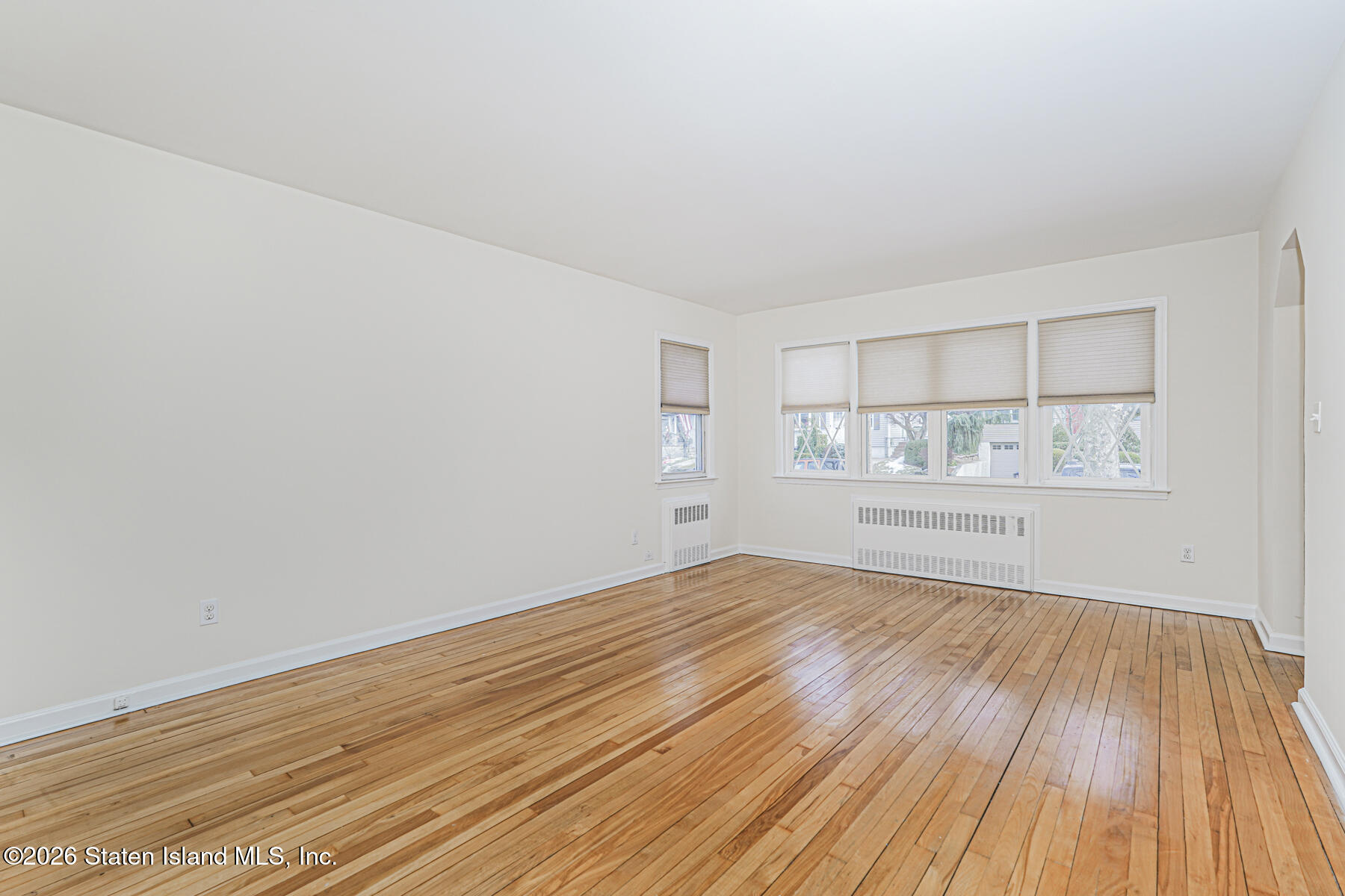 468 Decatur Avenue Staten Island, NY 10314 - Photo 6 of 23 Photo Jan 06 2026, 2 01 52 PM