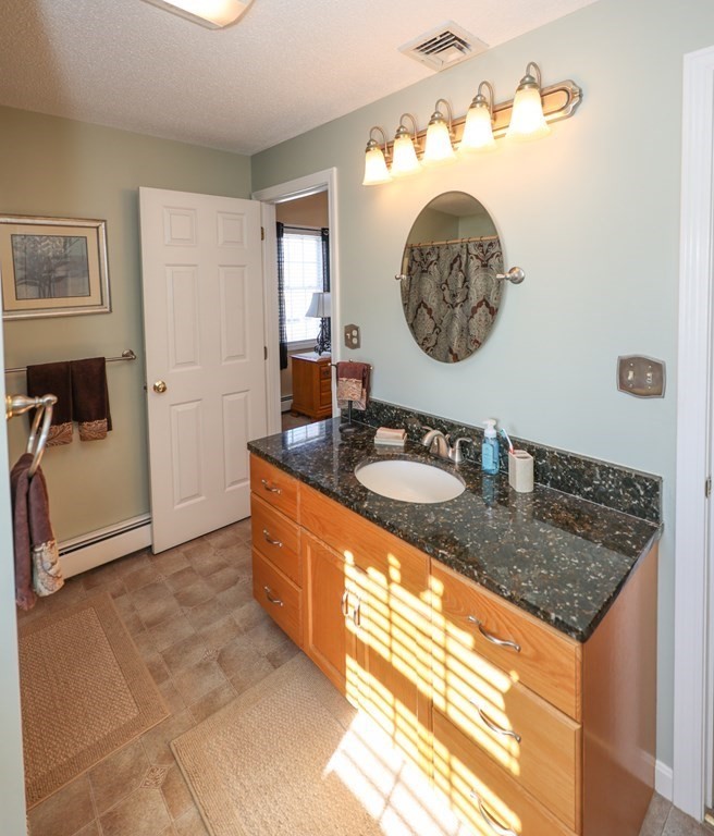 166 Hillcrest Road Dracut, MA 01826 - Photo 31 of 42