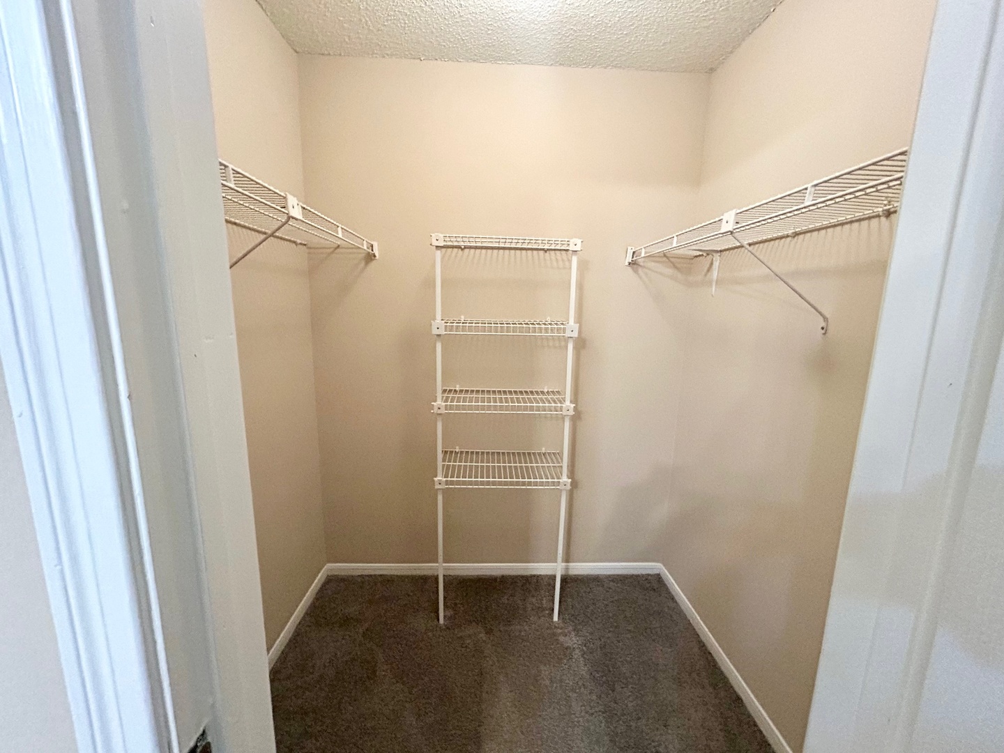 2068 North Rand Road, Unit 210 Palatine, IL 60074 - Photo 10 of 11 Gallery Image 10